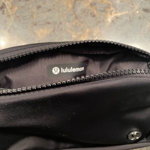 NWOT black Lululemon everywhere belt bag